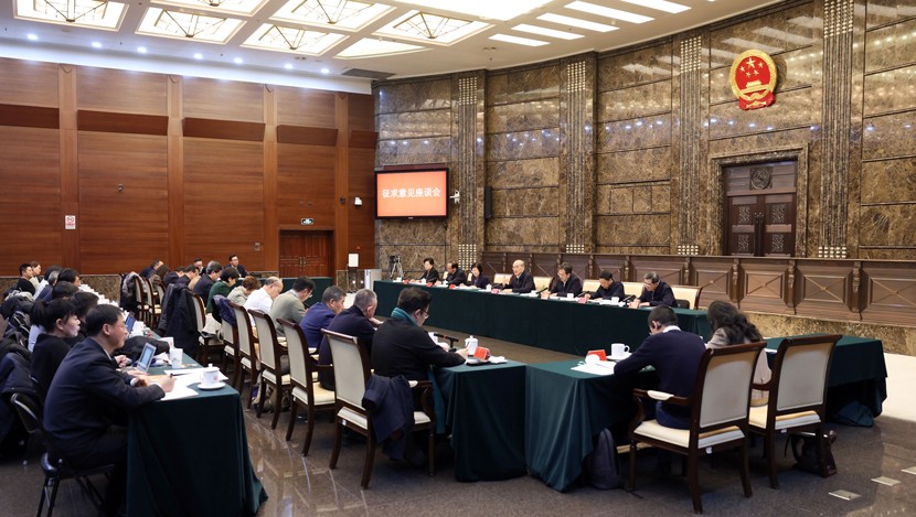 携手新闻媒体：协力讲好法治故事